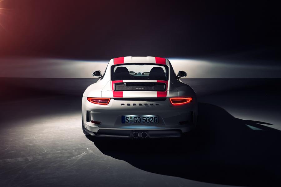  Porsche 911 R 2016 года  (фото 47 из 50)